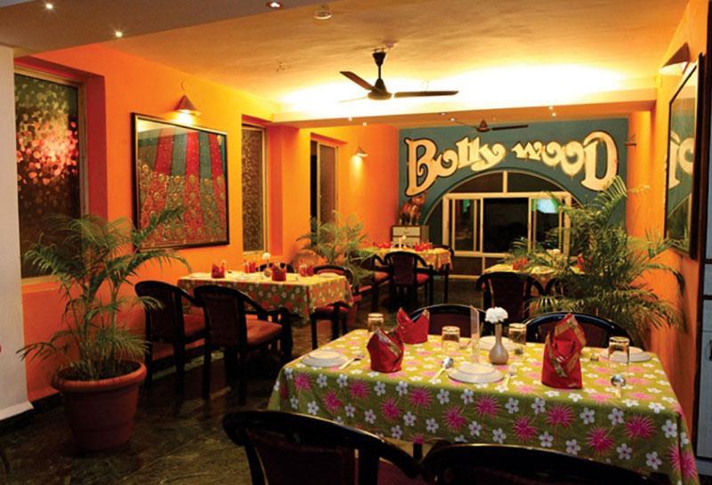 Treehouse Stamp Hotel Colva Luaran gambar